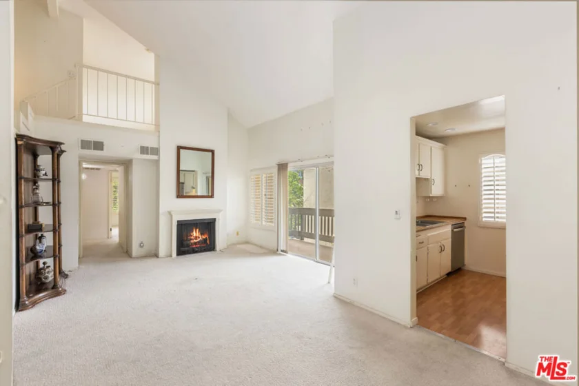 5302 Summertime Lane photo 1