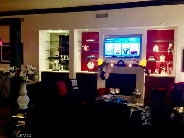 10776 Wilshire #404 photo 16