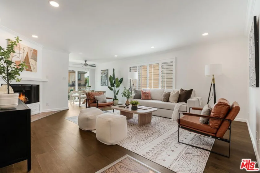 11849 Mayfield Avenue #101 photo 1