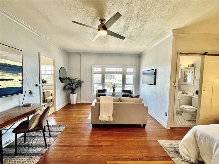 1030 E Ocean #703 photo 34