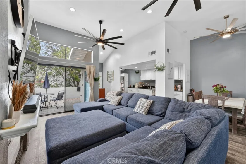 2921 Wellesley Court photo 1