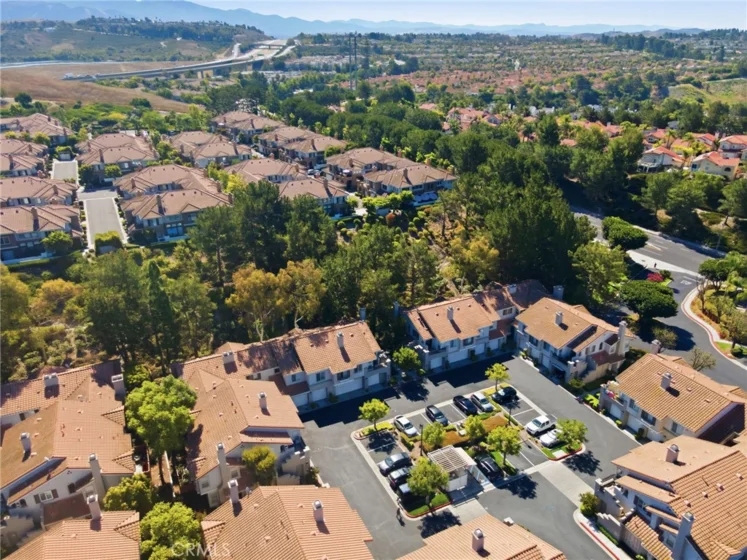 157 California Court photo 56