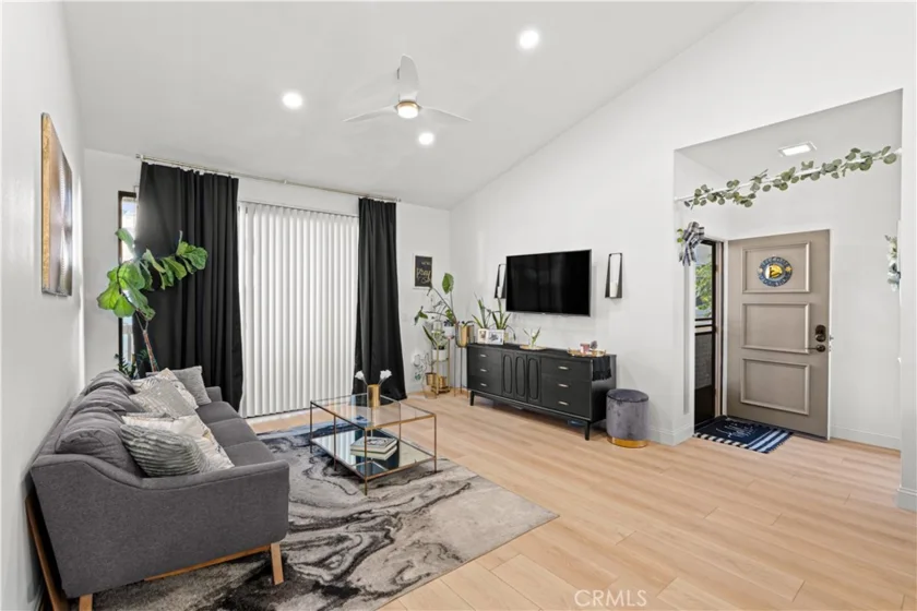 10511 S Lakeside Drive #H photo 3
