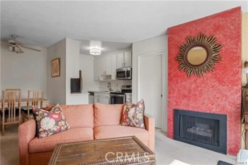 5860 Benner #303 photo 8
