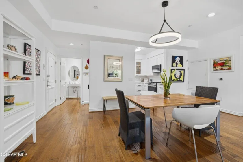 1410 N Curson Avenue #202 photo 7