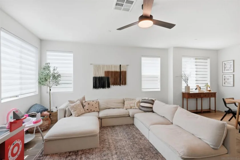 5491 Seacliff Place #108 photo 15