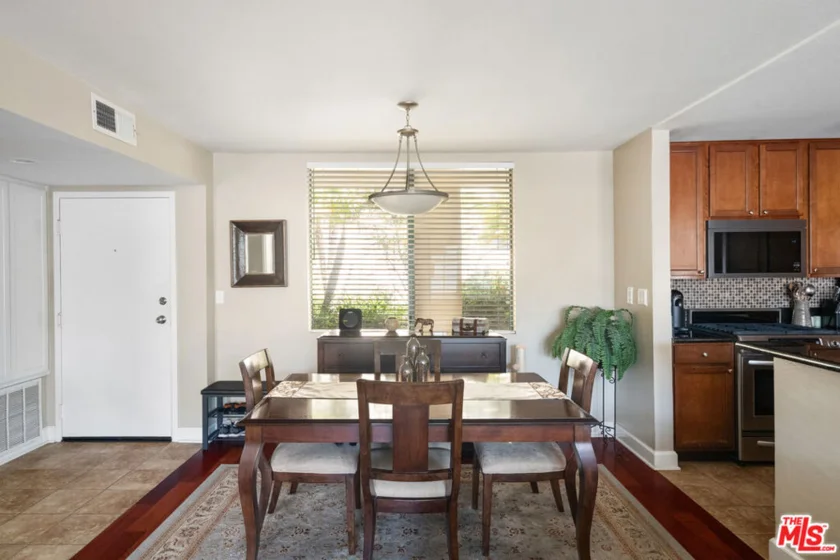 1430 Colby Avenue #102 photo 21