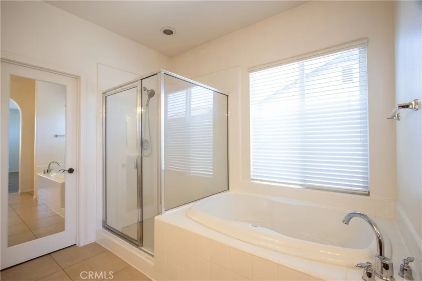 45743 Magnolia photo 28