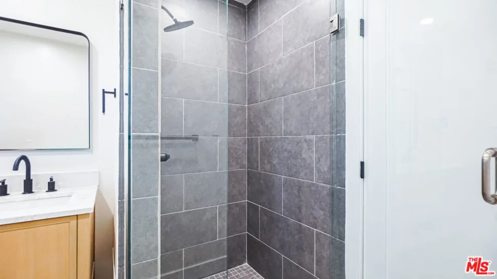 4030 Abourne Road #C photo 7