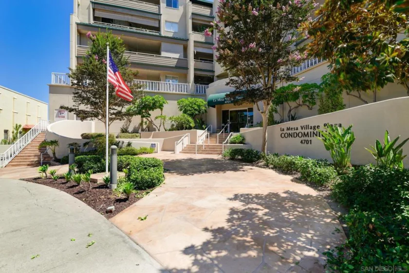 4701 Date Avenue #423 photo 1