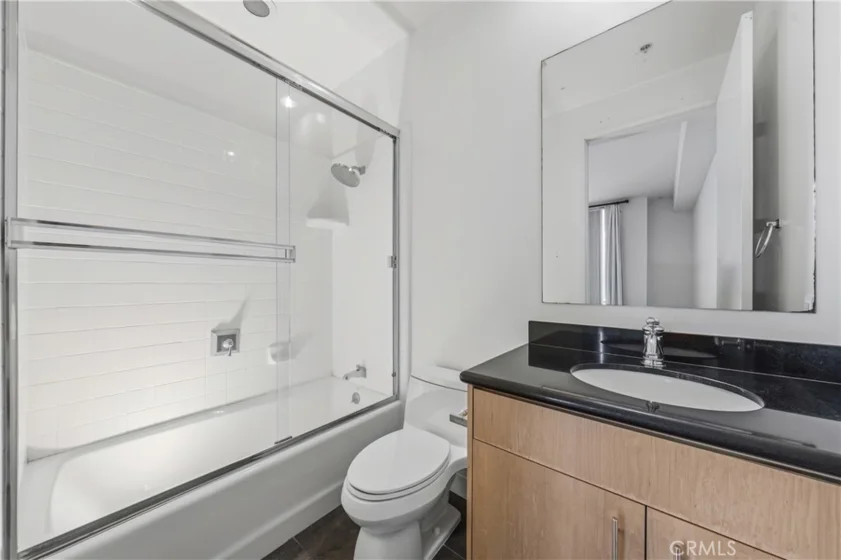 10911 Wellworth #1A photo 6
