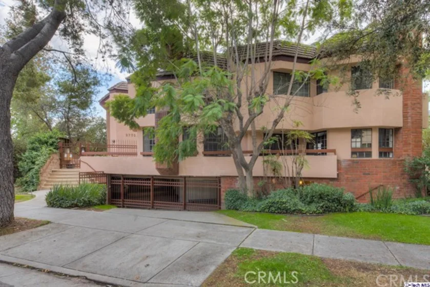 2732 Piedmont Avenue #10 photo 1
