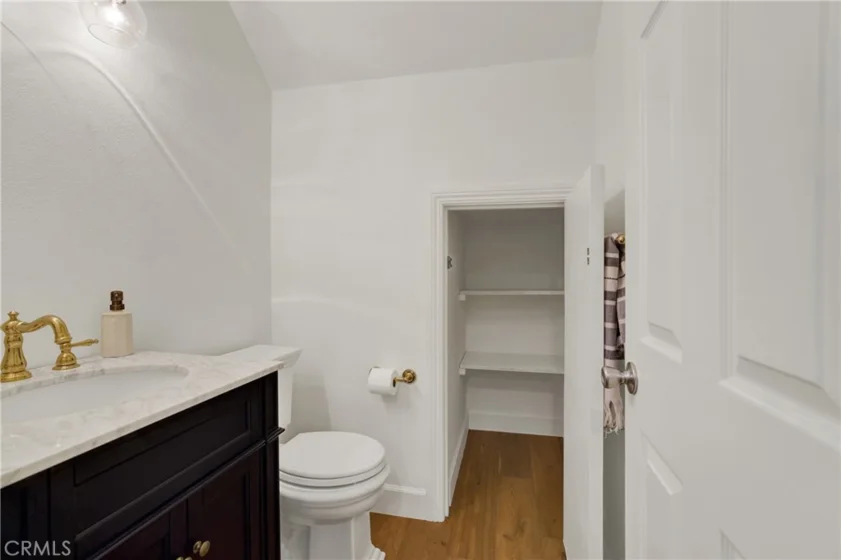 56 Nantucket Lane photo 14