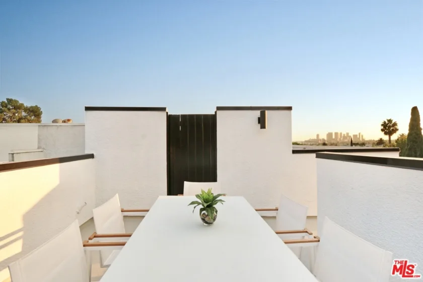 967 Hammond Street #11 photo 1
