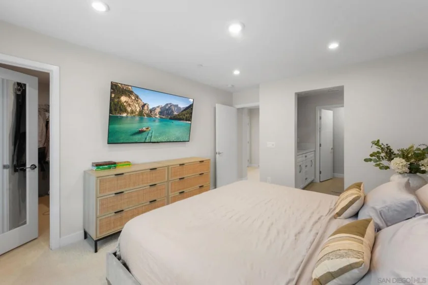 4810 Canyon View photo 3