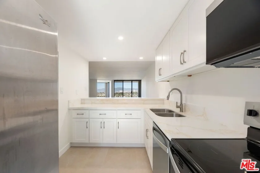 4265 Marina City Drive #905 photo 11