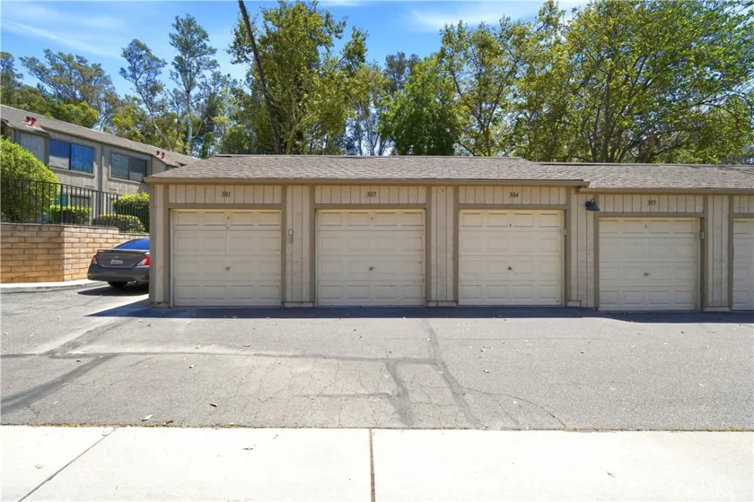 600 Central Avenue #305 photo 32