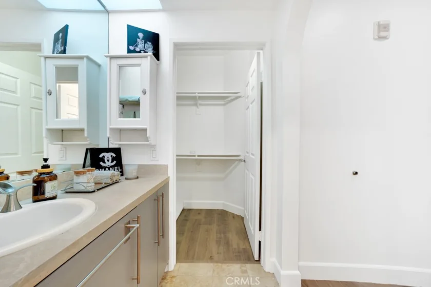 620 S Gramercy #338 photo 5