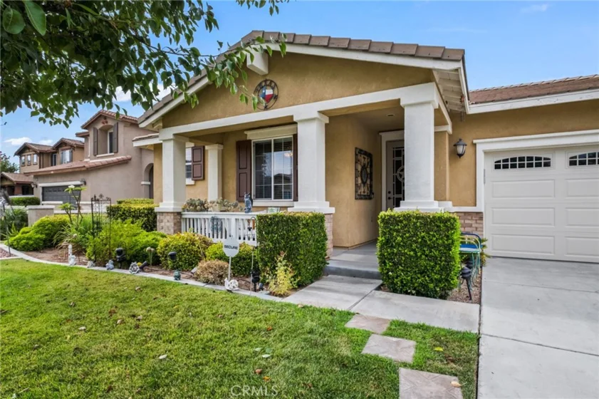 29392 Harlequin Court photo