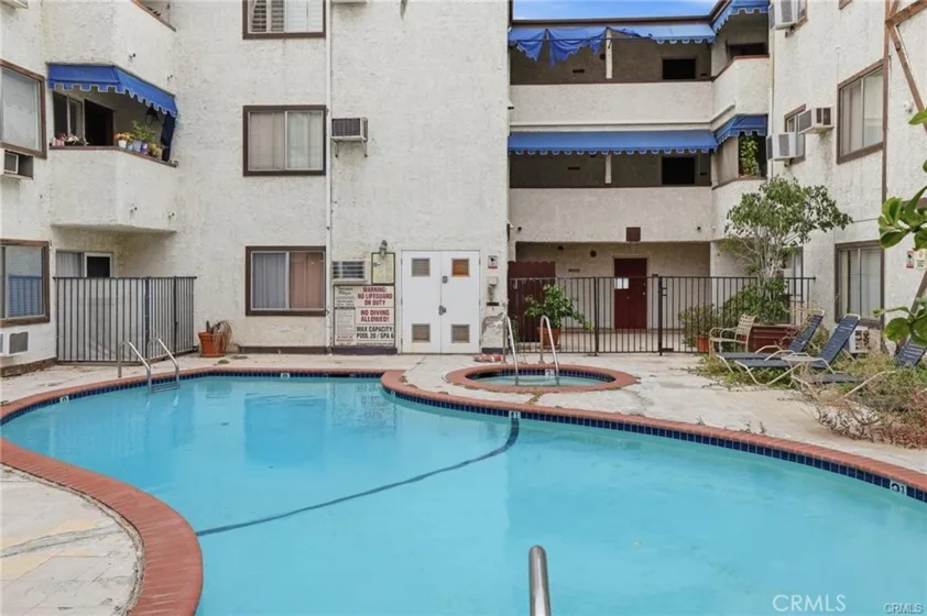 18530 Hatteras Street #337 photo 28