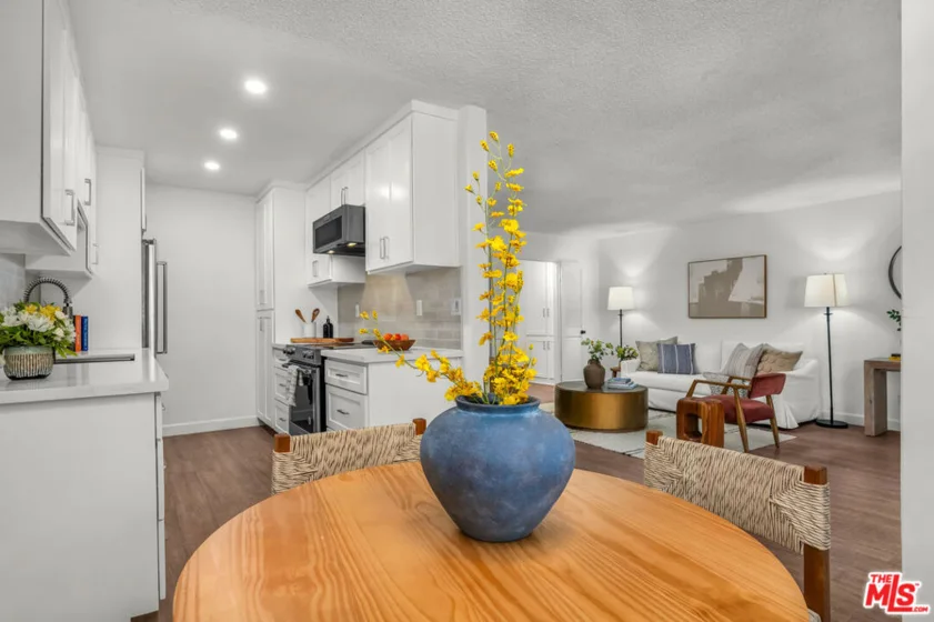 914 Lincoln Boulevard #202 photo 9