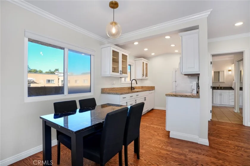 355 S Madison photo 9
