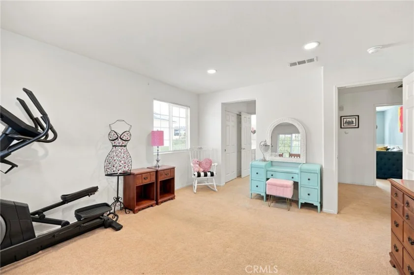 23682 Saratoga Springs photo 35