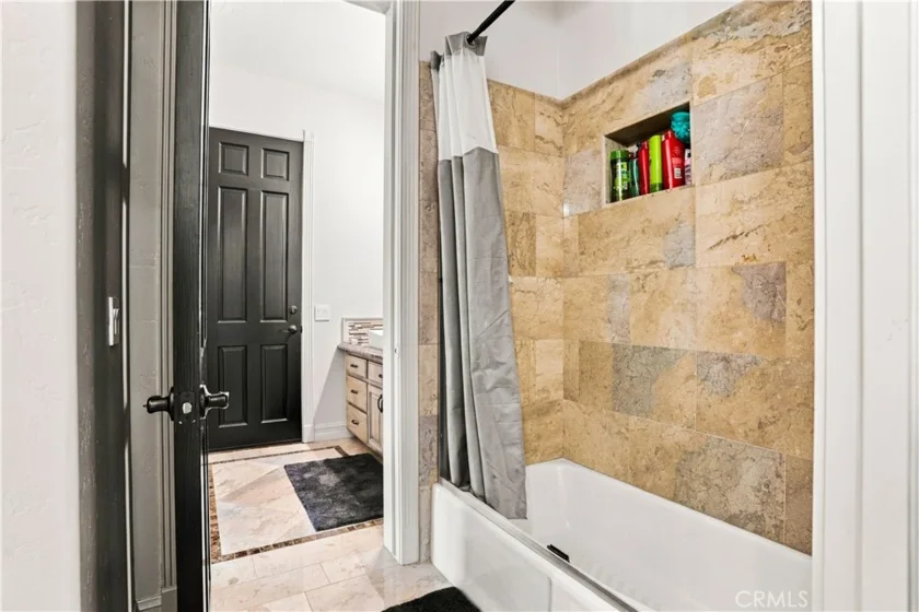 42580 Avenida Escala photo 40
