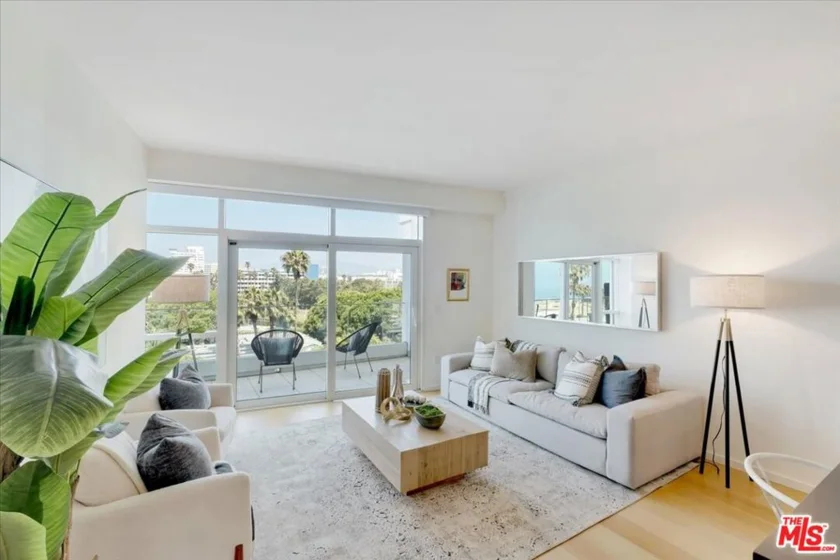 1705 Ocean Avenue #502 photo 2