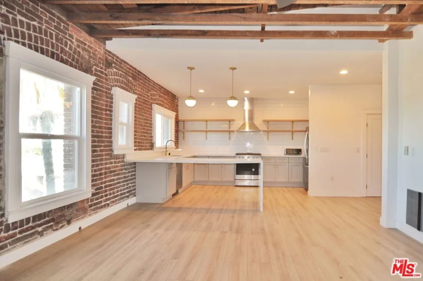 800 Pacific Avenue #401 photo 18