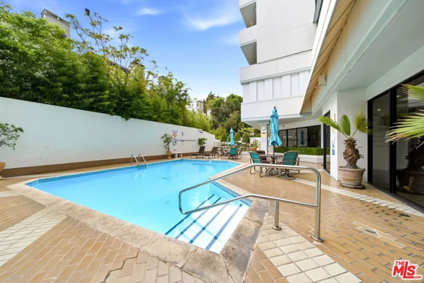 10660 Wilshire Boulevard #805 photo 64