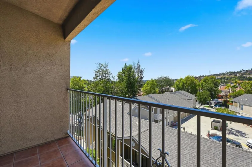 7548 Romeria Street photo 36