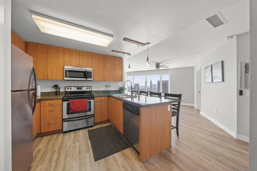 1080 Park Boulevard #1602 photo 4