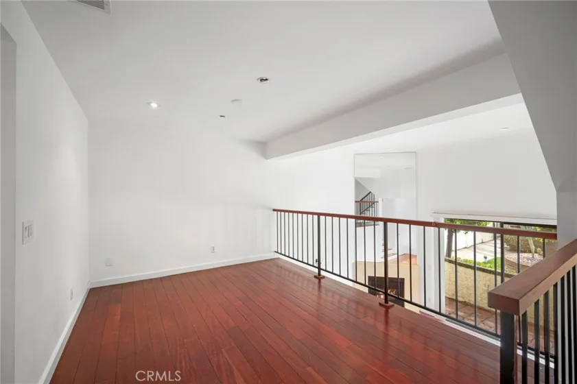 300 N Isabel Street #10 photo 32
