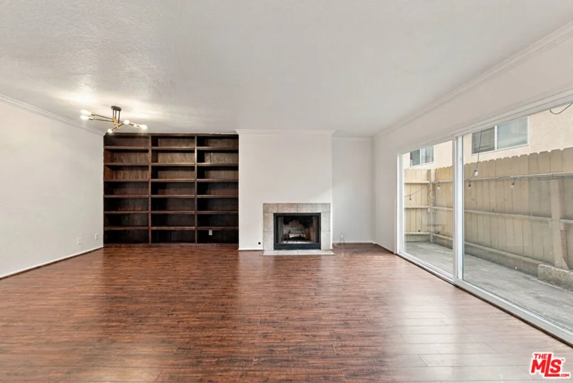 11918 Avon Way #102 photo 8