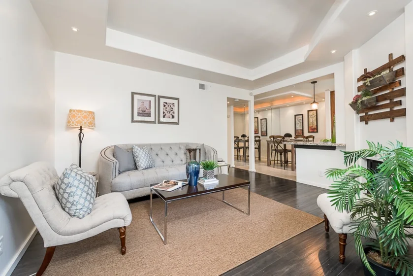 3744 Pershing Avenue #4 photo 1