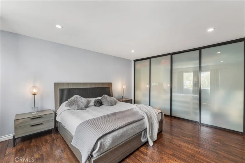 18333 Hatteras #6 photo 16