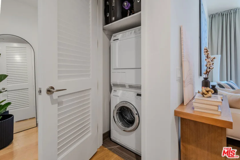 877 Francisco Street #1903 photo 9