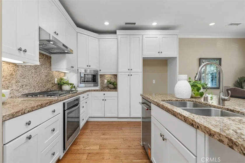 204 Overbrook photo 13