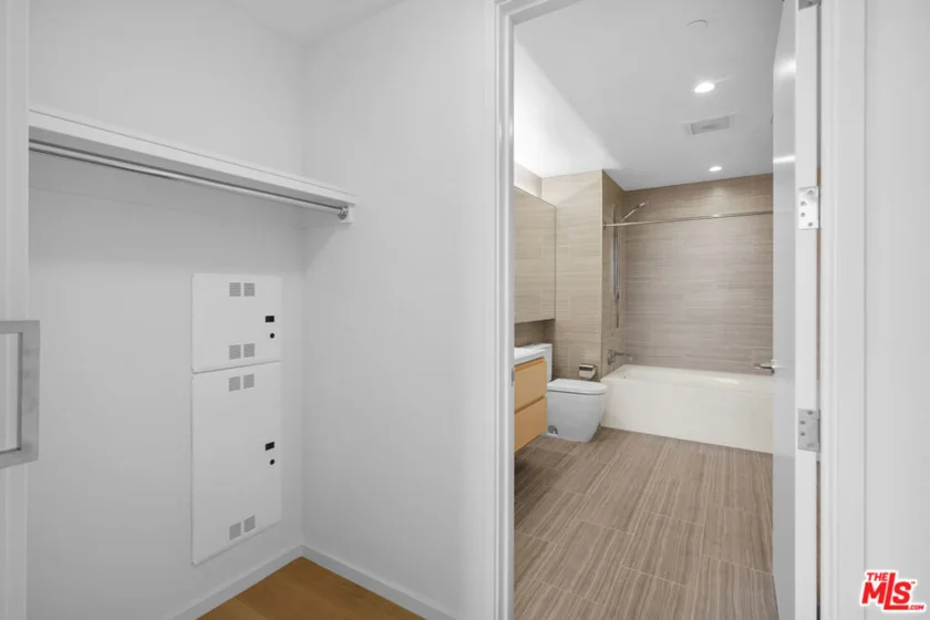 877 Francisco Street #2811 photo 14