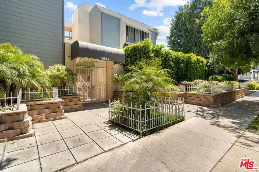 4542 Willis Avenue #103 photo 1