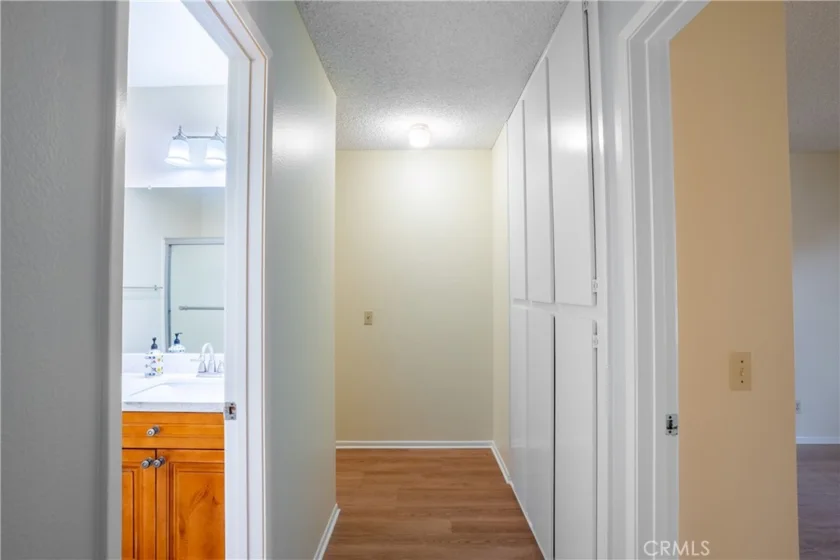 1008 Las Lomas Unit C photo 25