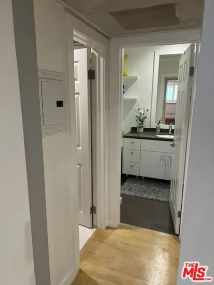 141 S Clark Drive #315 photo 5