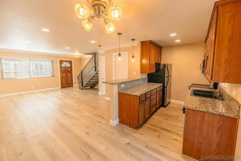 5505 Adelaide Avenue #11 photo 1