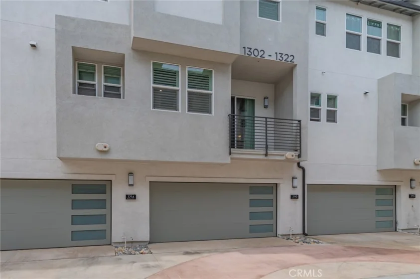 1314 W Bushell Street photo 41