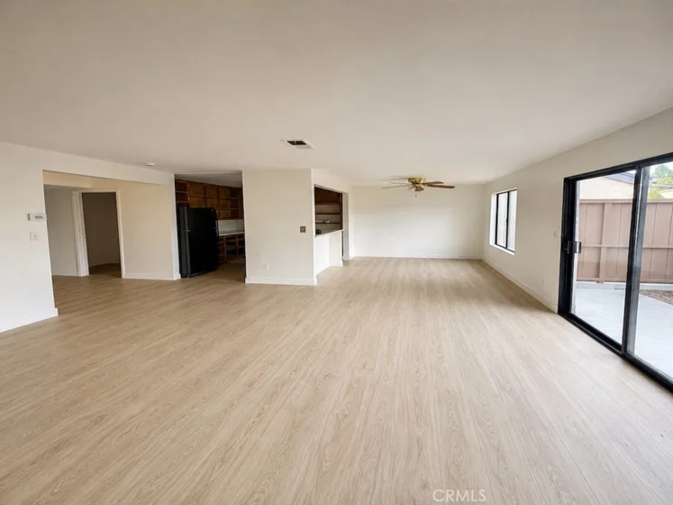 450 W W Vermont #201 photo 1
