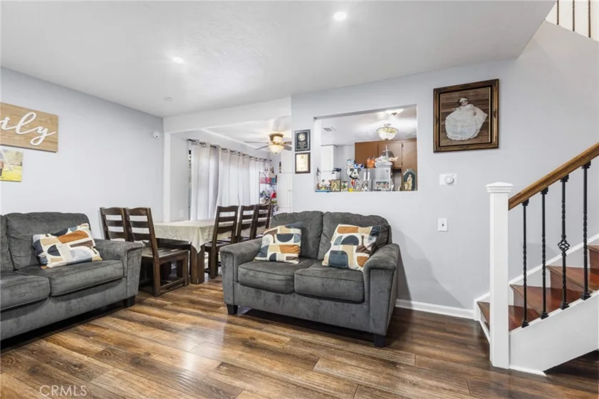 1381 S Walnut #2105 photo 2