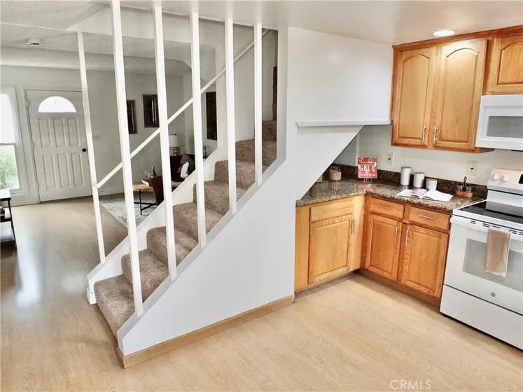 4005 Churchill Court photo 9