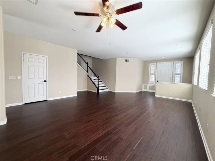 29360 Ariel Street photo 3
