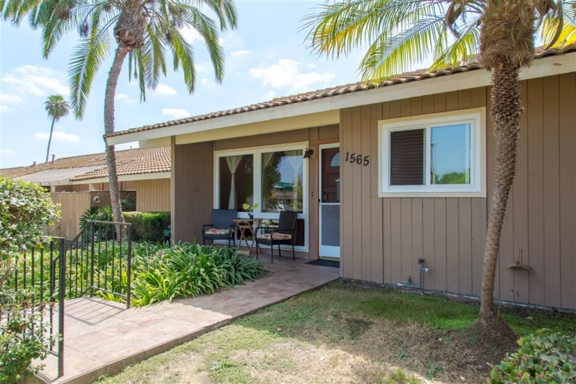 1565 La Fiesta Drive photo 1